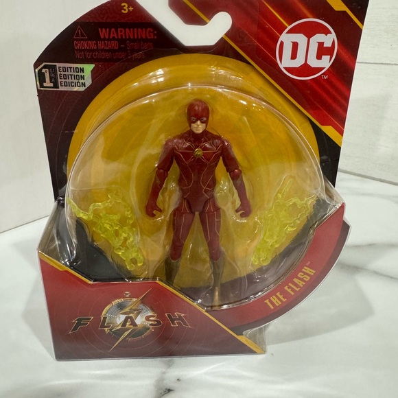 DC THE FLASH MOVIE 4” ACTION FIGURES. SET OF 3. THE FLASH-DARK FLASH-YOUNG BARRY - Picture 5 of 6